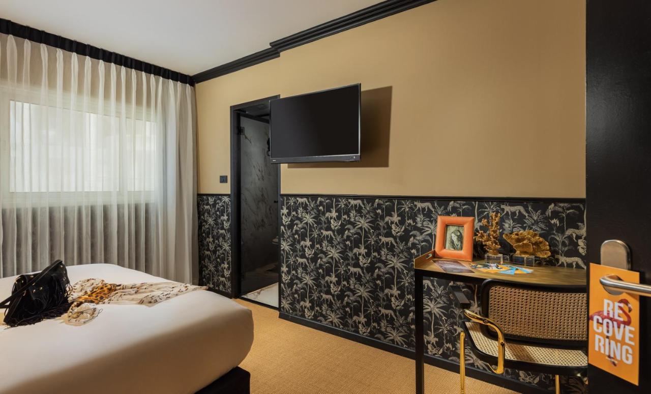 Beach Hotel By Zvieli Hotels Tel Aviv Bagian luar foto