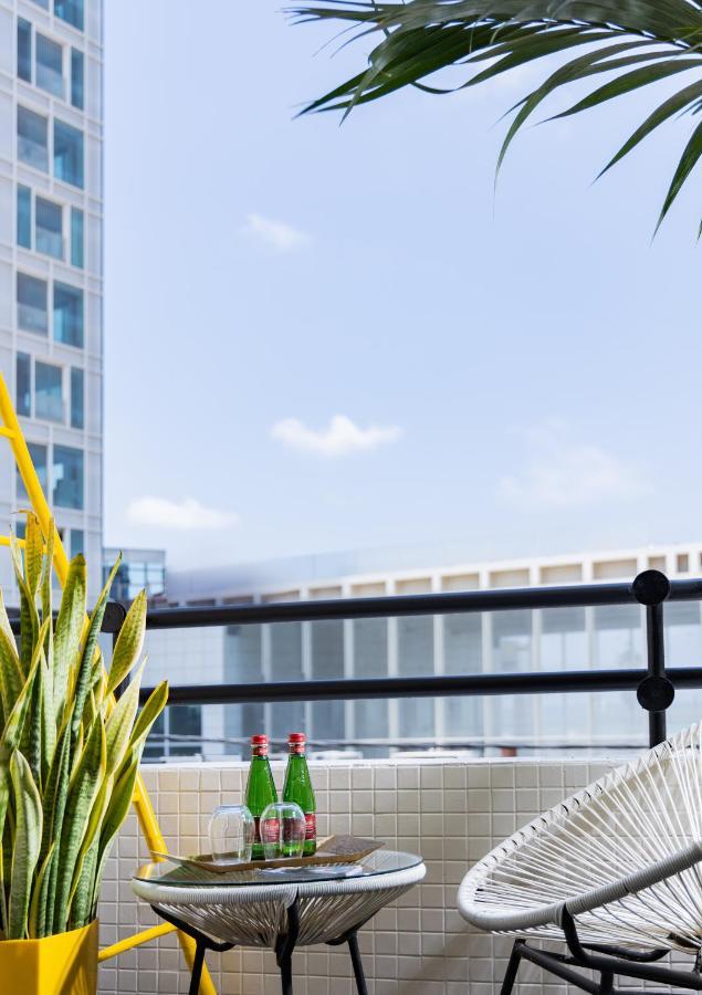 Beach Hotel By Zvieli Hotels Tel Aviv Bagian luar foto