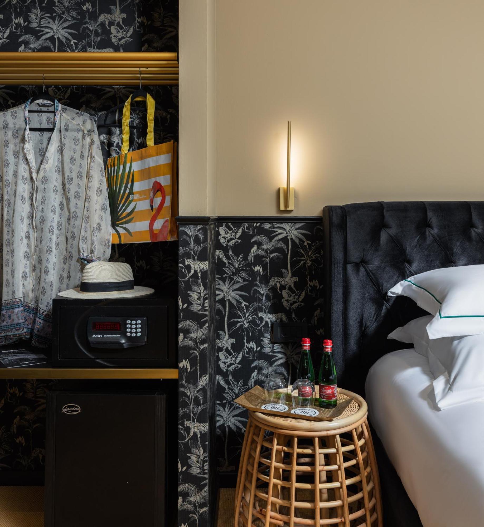 Beach Hotel By Zvieli Hotels Tel Aviv Ruang foto